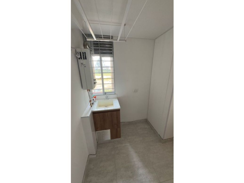 Apartamento de 3 alcobas en venta en Engativá, Bogotá, 62 m² · foto 18 de 18