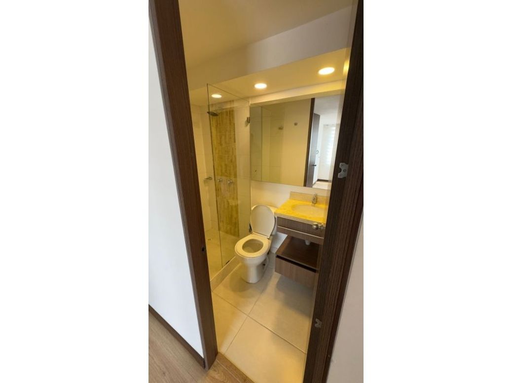Apartamento de 3 alcobas en venta en Engativá, Bogotá, 62 m² · foto 11 de 18