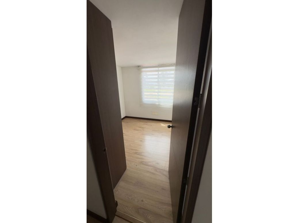 Apartamento de 3 alcobas en venta en Engativá, Bogotá, 62 m² · foto 7 de 18