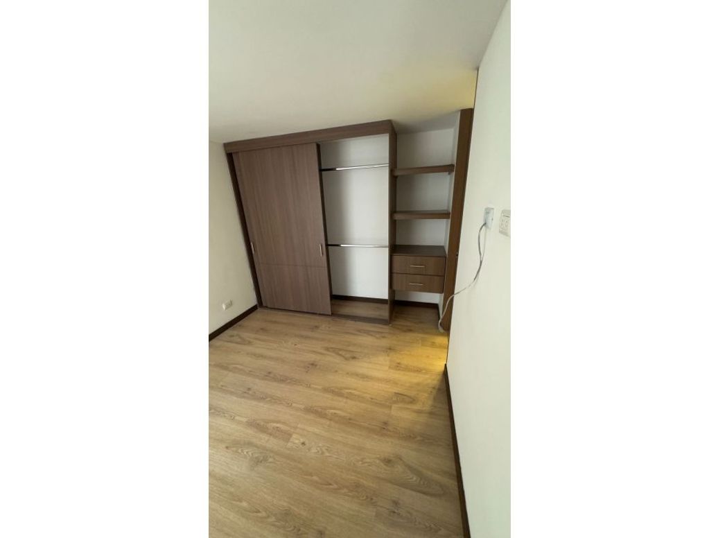 Apartamento de 3 alcobas en venta en Engativá, Bogotá, 62 m² · foto 9 de 18