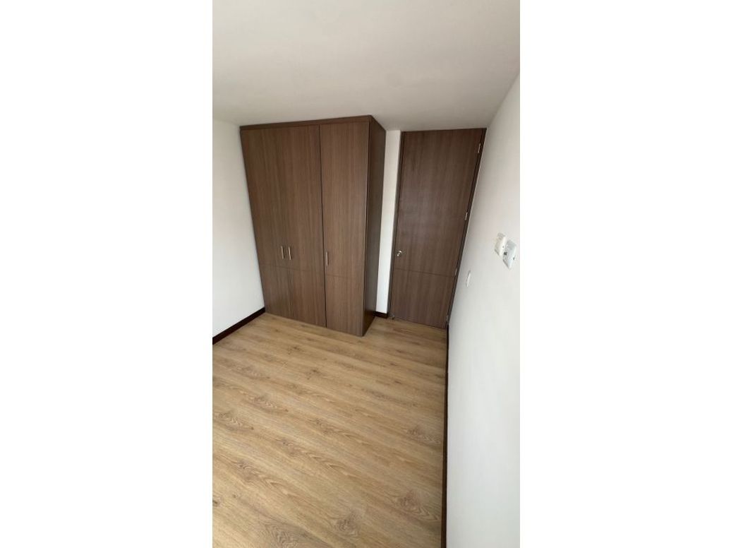 Apartamento de 3 alcobas en venta en Engativá, Bogotá, 62 m² · foto 16 de 18