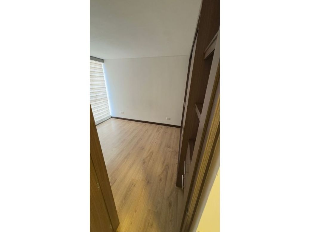 Apartamento de 3 alcobas en venta en Engativá, Bogotá, 62 m² · foto 8 de 18