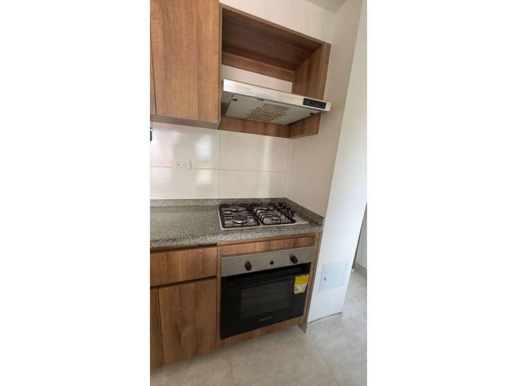 Apartamento de 3 alcobas en venta en Engativá, Bogotá, 62 m² · foto 4 de 18
