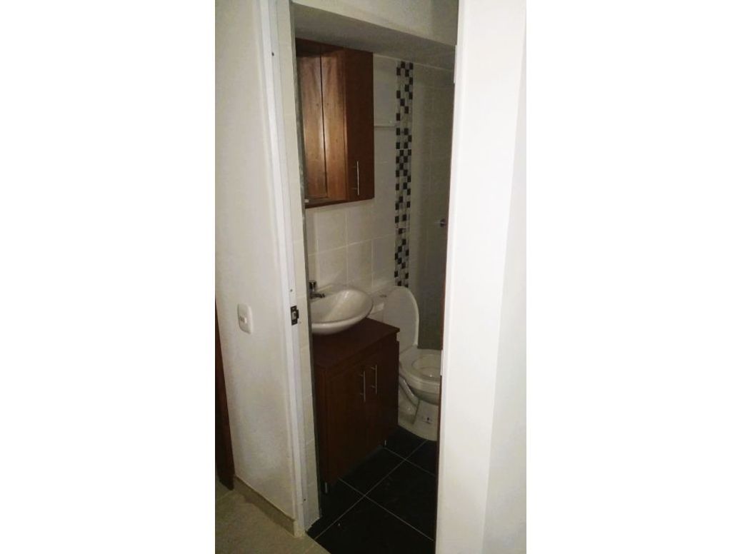 Apartamento de 2 alcobas en venta en Villa Del Rio, Bogotá, 45 m² · foto 12 de 13