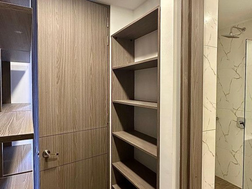Apartamento de 3 alcobas en venta en El Plan, Bogotá, 108 m² · foto 10 de 12