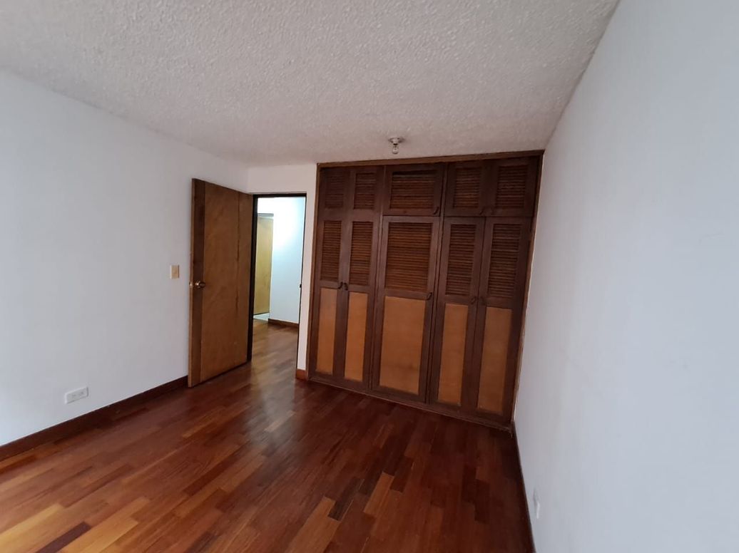 Apartamento en arriendo en Ub. Santa Coloma, Bogotá · foto 3 de 18