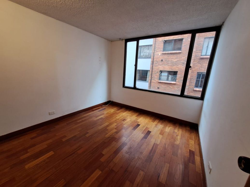 Apartamento en arriendo en Ub. Santa Coloma, Bogotá · foto 7 de 18
