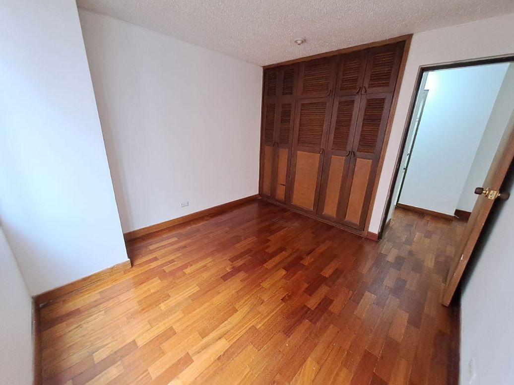 Apartamento en arriendo en Ub. Santa Coloma, Bogotá · foto 10 de 18