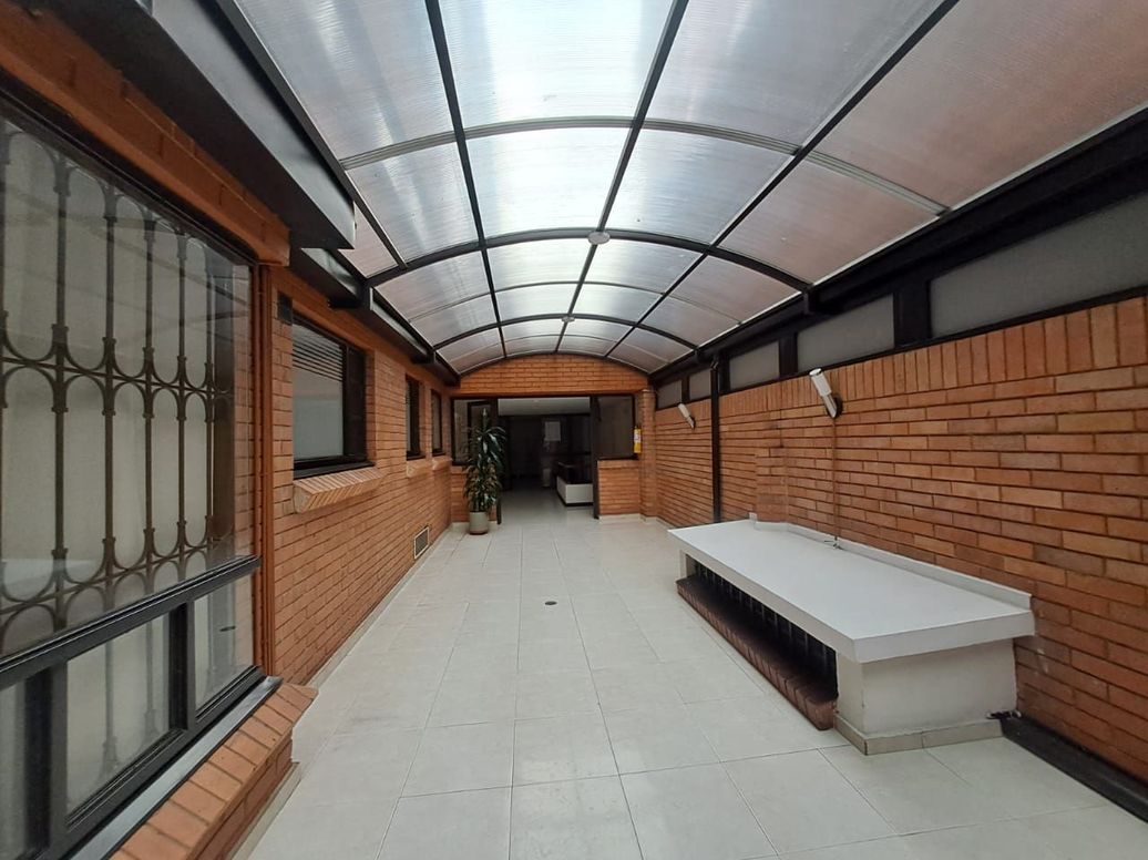 Apartamento en arriendo en Ub. Santa Coloma, Bogotá · foto 14 de 18
