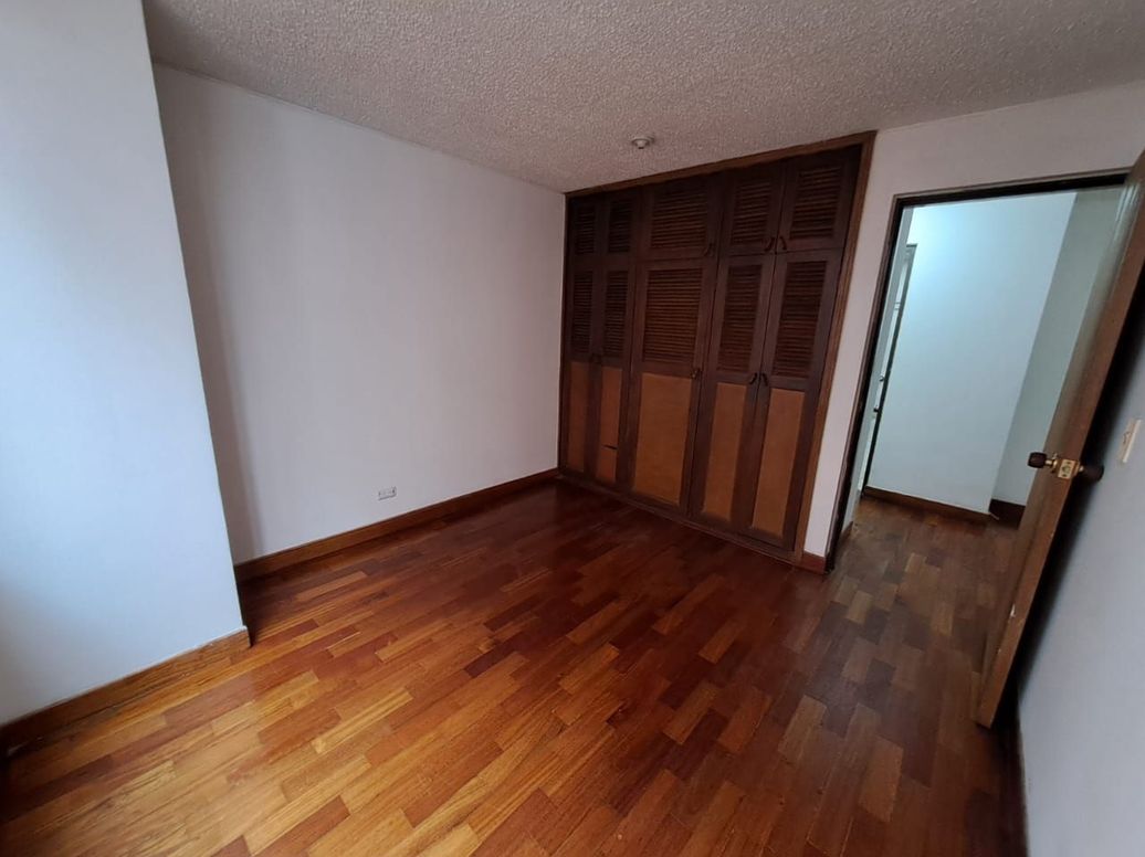 Apartamento en arriendo en Ub. Santa Coloma, Bogotá · foto 4 de 18