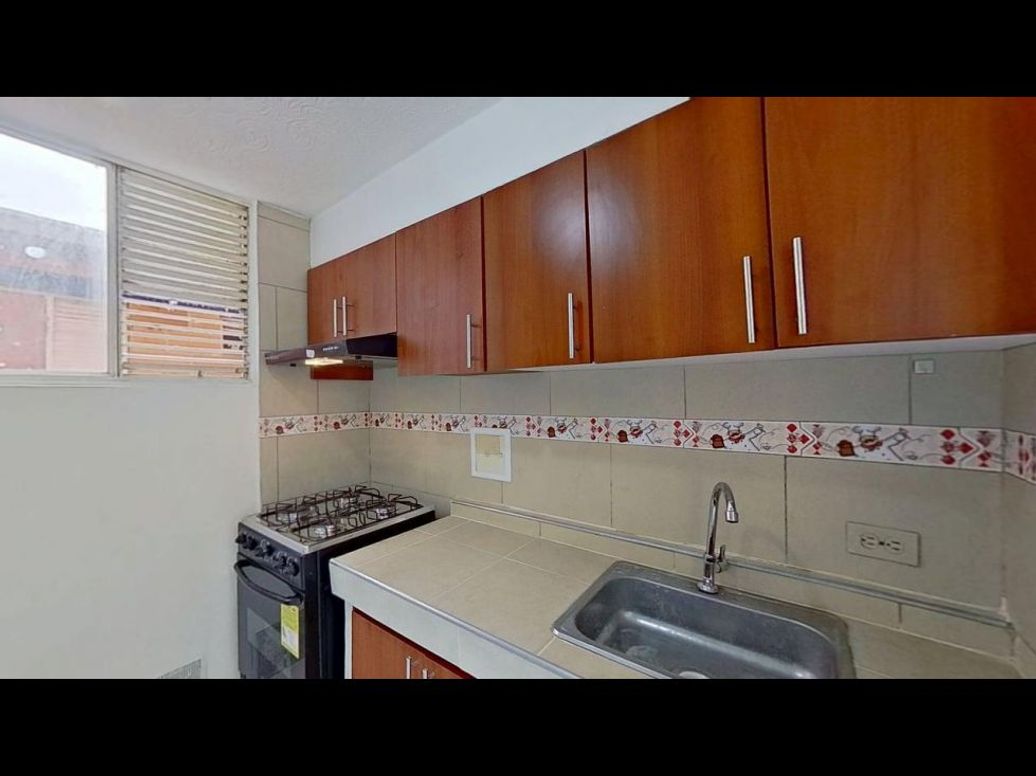 Apartamento de 3 alcobas en venta en Verbenal, Bogotá, 47 m² · foto 2 de 19