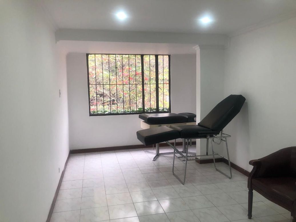Casa de 4 alcobas en arriendo en Ub. Santa Coloma, Bogotá, 185 m² · foto 17 de 20