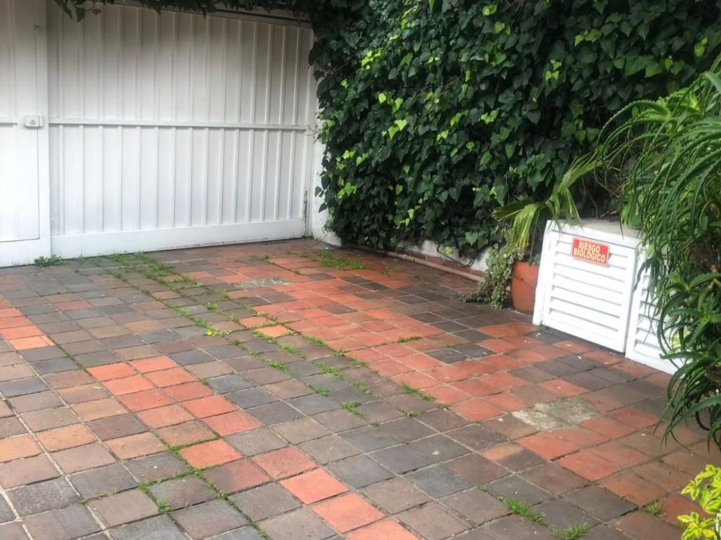 Casa de 4 alcobas en arriendo en Ub. Santa Coloma, Bogotá, 185 m² · foto 5 de 20