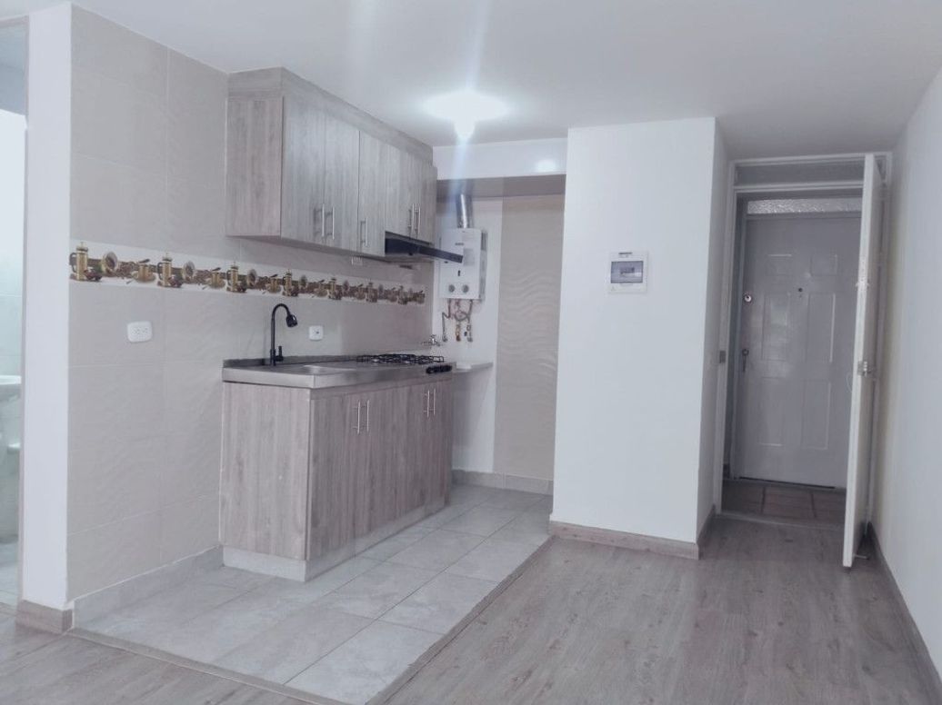 Apartamento de 2 alcobas en venta en Valladolid, Bogotá, 39 m² · foto 4 de 16