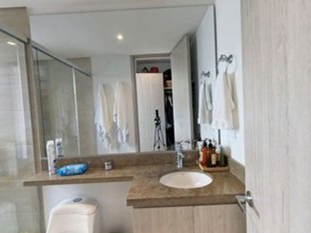 Apartamento de 2 alcobas en venta en Millan, Bogotá, 77 m² · foto 11 de 19