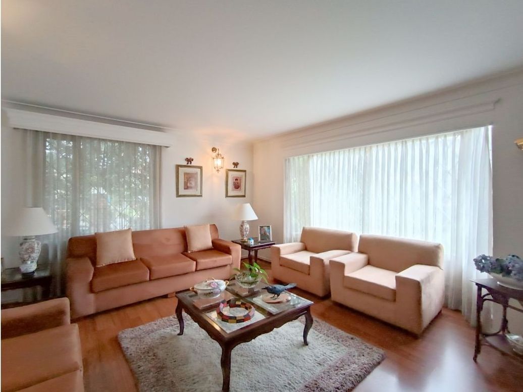 Casa de 4 alcobas en venta en Sotileza, Bogotá, 337 m² · foto 7 de 20
