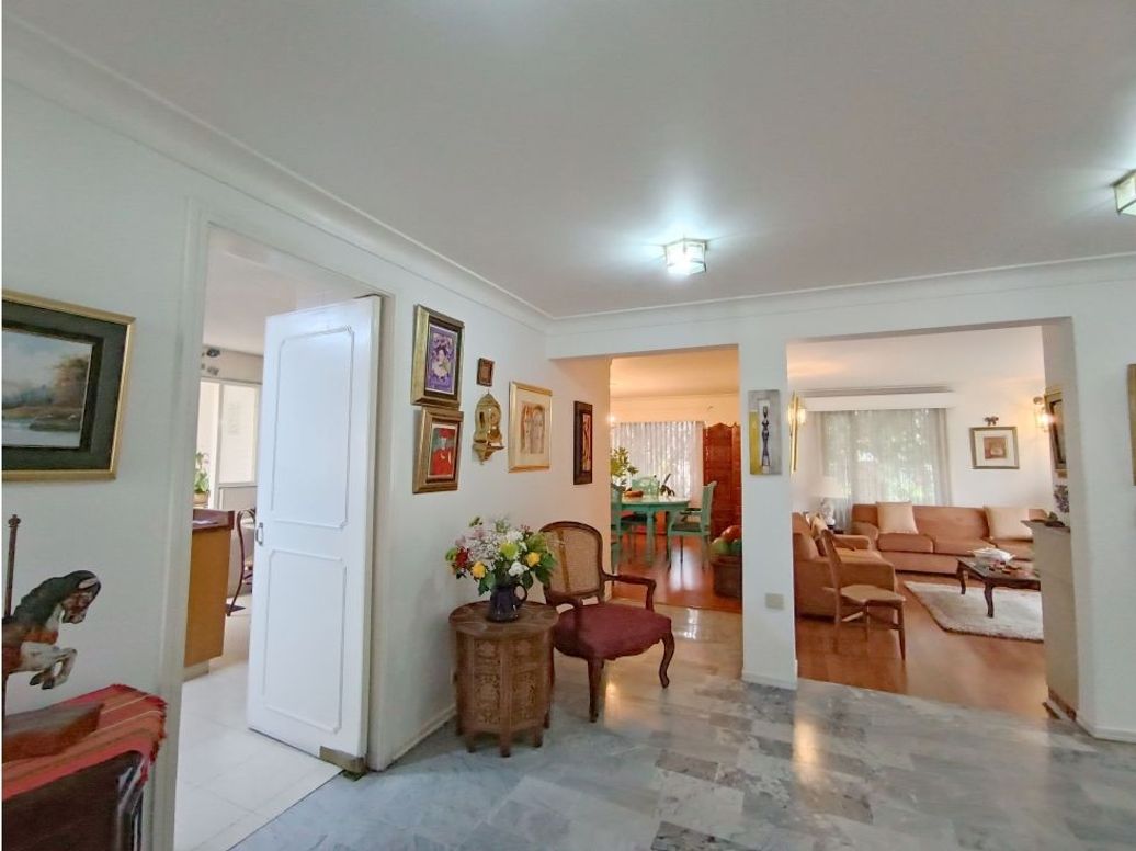 Casa de 4 alcobas en venta en Sotileza, Bogotá, 337 m² · foto 4 de 20