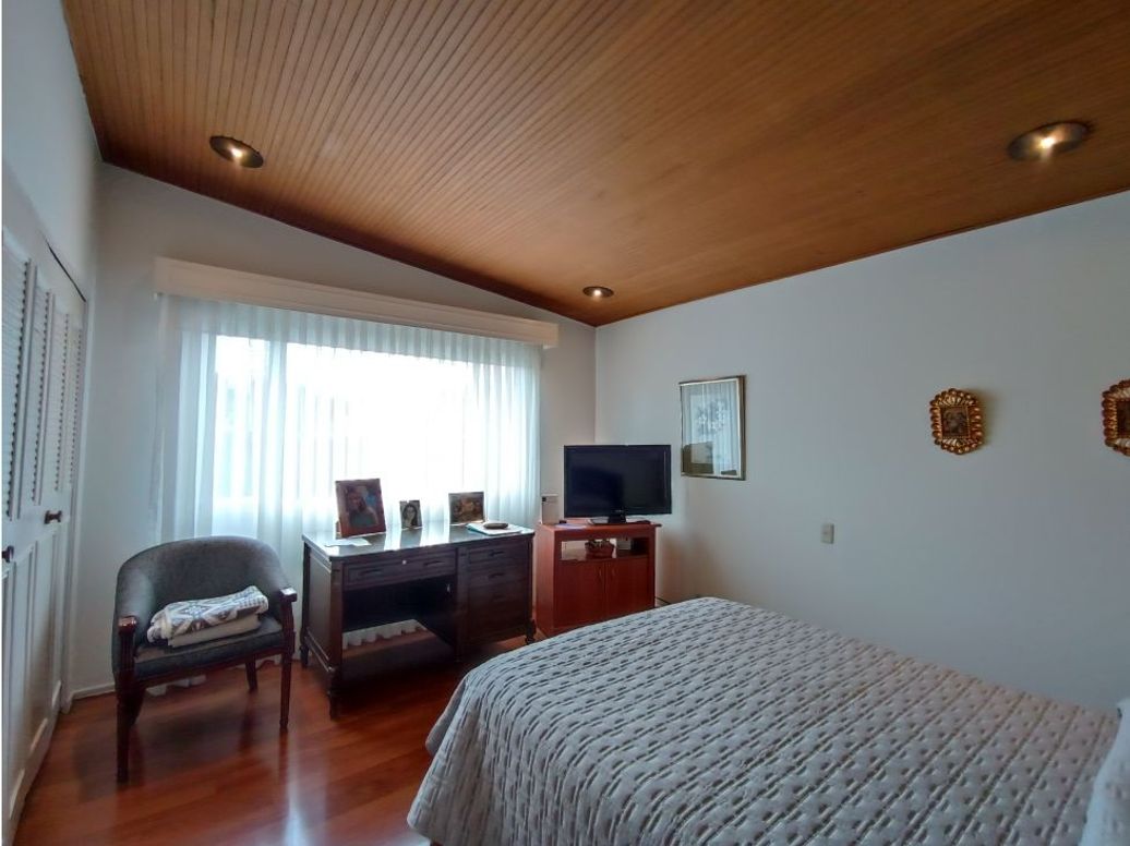 Casa de 4 alcobas en venta en Sotileza, Bogotá, 337 m² · foto 18 de 20