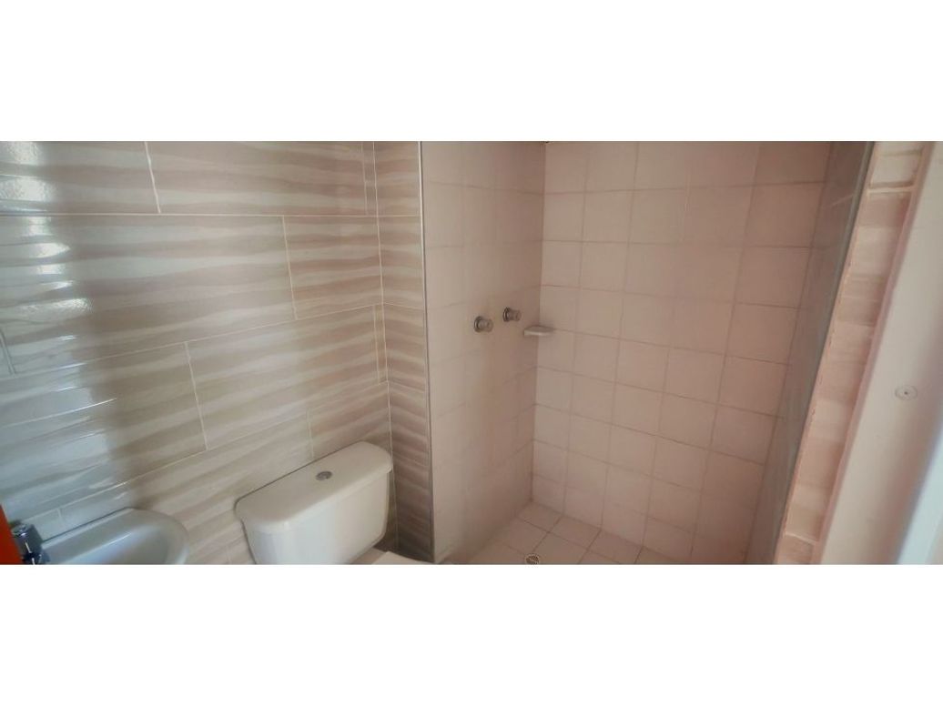 Apartamento de 2 alcobas en arriendo en Marco Fidel Suarez, Bogotá, 47 m² · foto 6 de 6