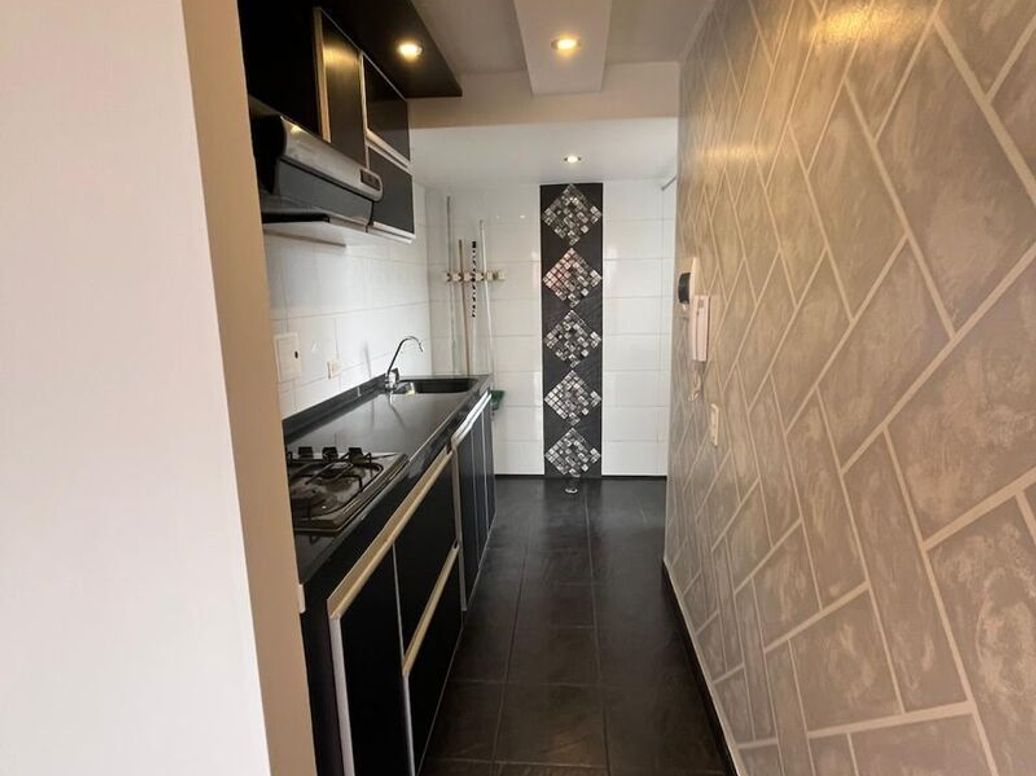 Apartamento de 3 alcobas en venta en El Palmar, Bogotá, 56 m² · foto 3 de 18