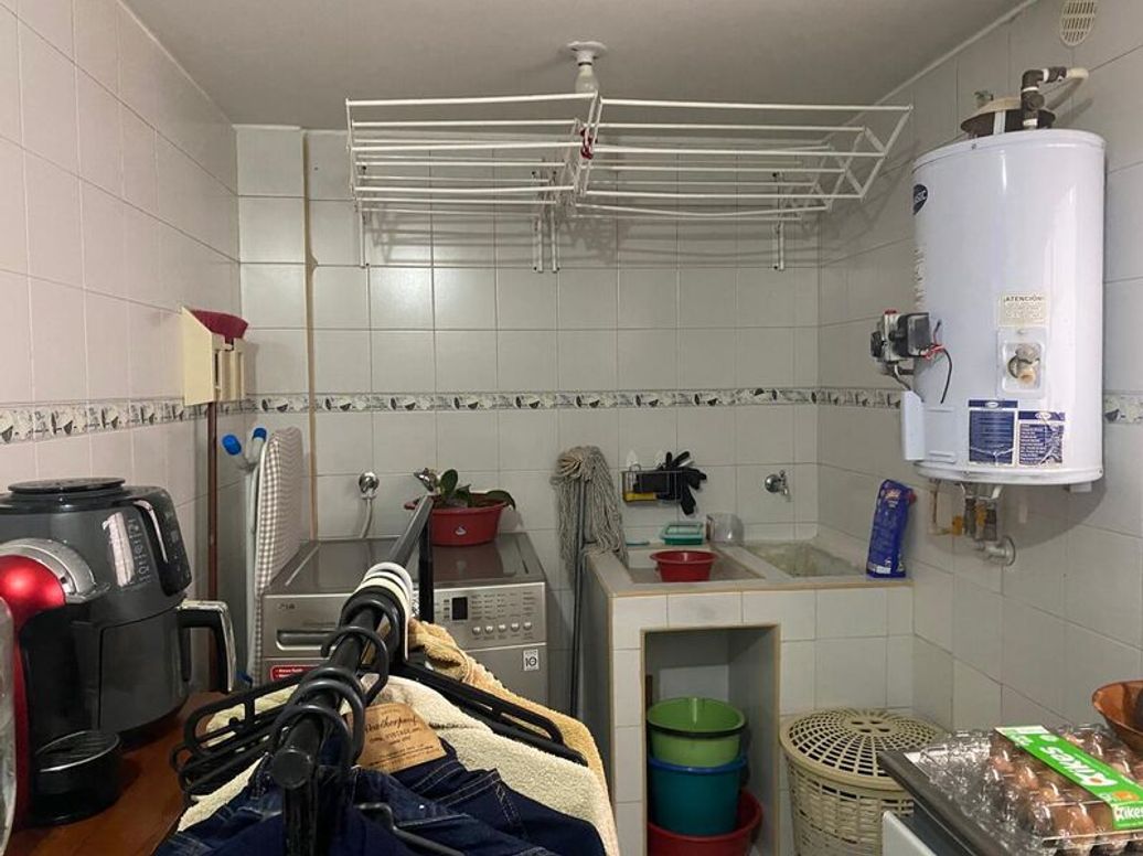Apartamento de 2 alcobas en venta en Ub. Bosques, Bogotá, 71 m² · foto 3 de 17