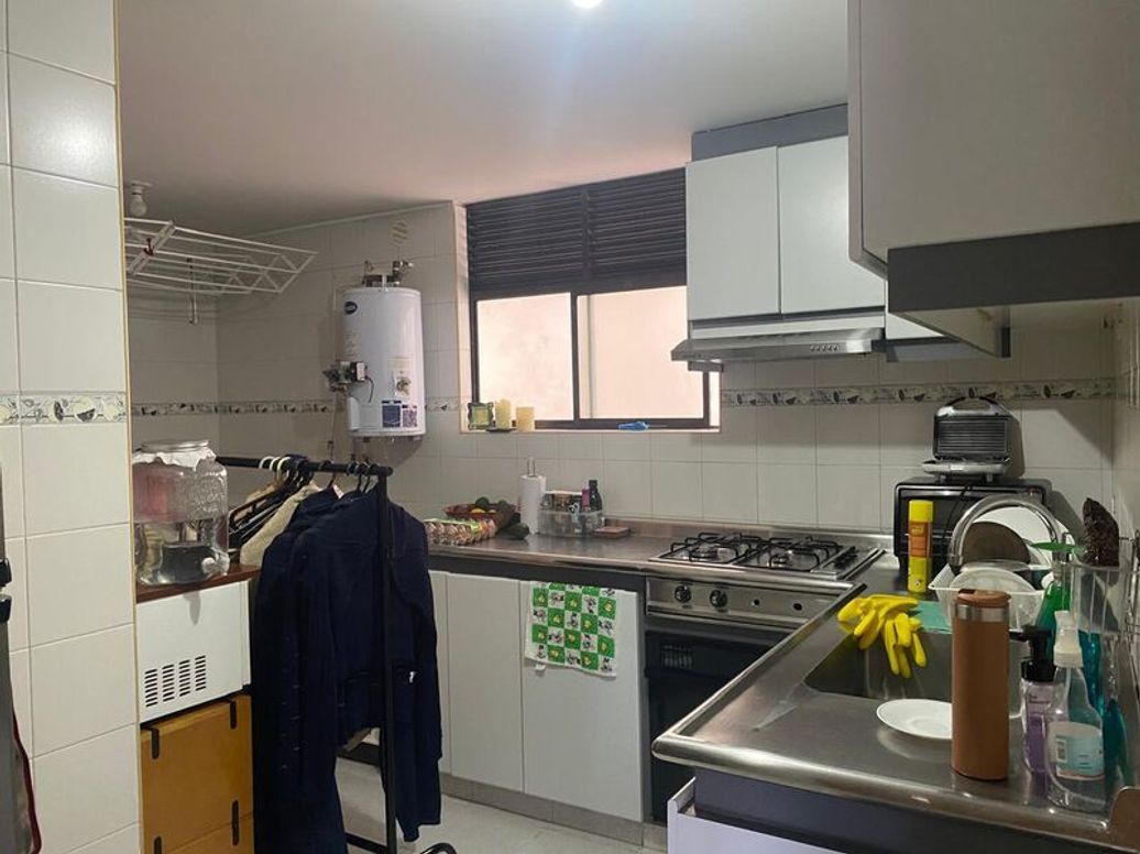 Apartamento de 2 alcobas en venta en Ub. Bosques, Bogotá, 71 m² · foto 4 de 17