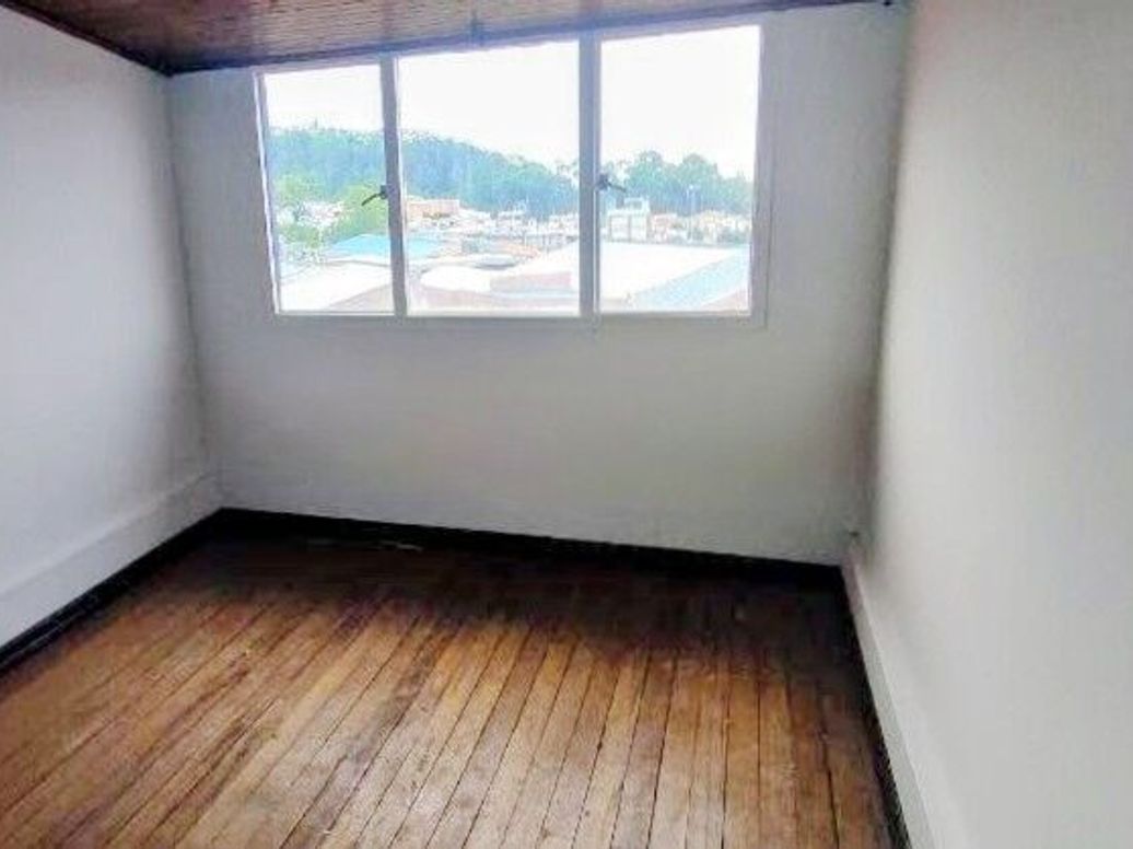 Apartamento de 5 alcobas en venta en San Isidro, Bogotá, 90 m² · foto 6 de 15