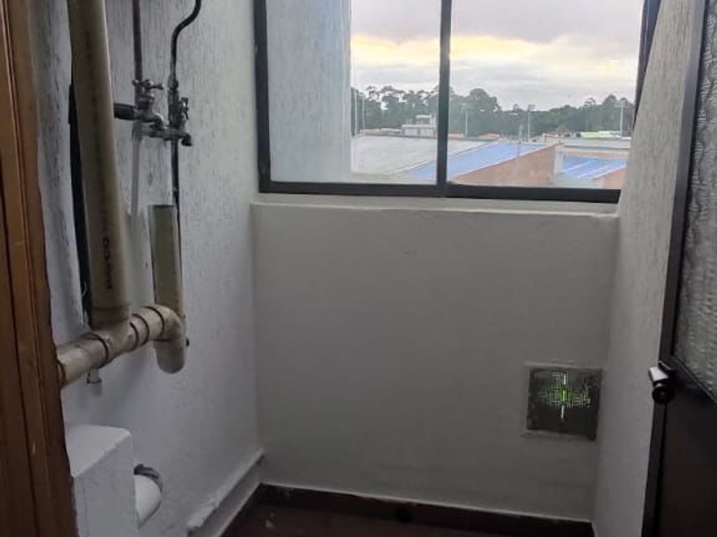 Apartamento de 5 alcobas en venta en San Isidro, Bogotá, 90 m² · foto 5 de 15