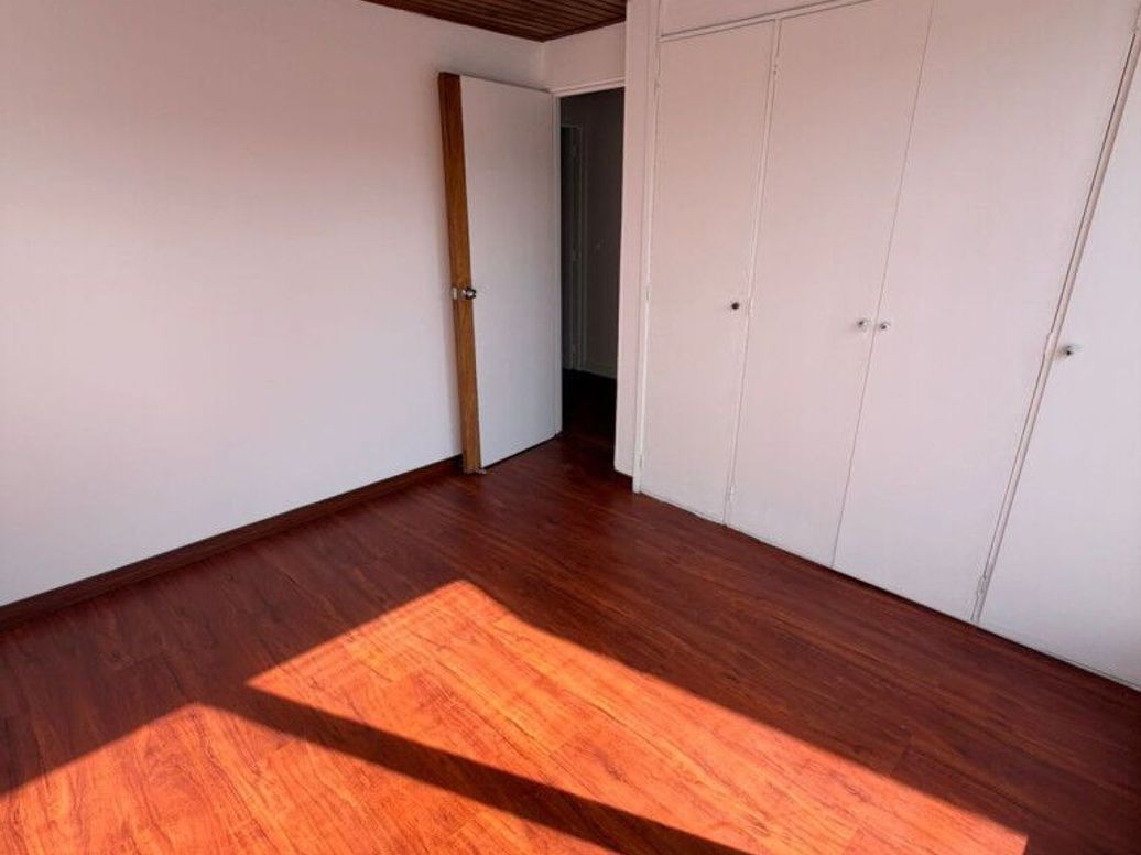 Apartamento de 3 alcobas en venta en Los Cedritos, Bogotá, 155 m² · foto 17 de 20