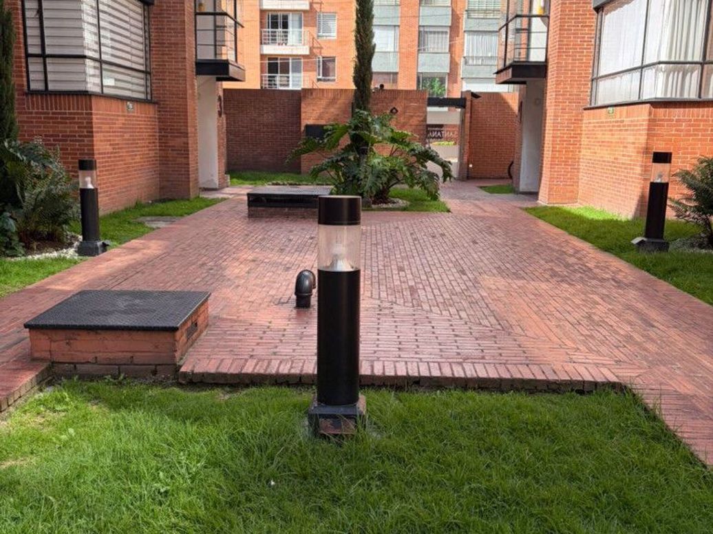 Apartamento de 3 alcobas en venta en Los Cedritos, Bogotá, 155 m² · foto 20 de 20