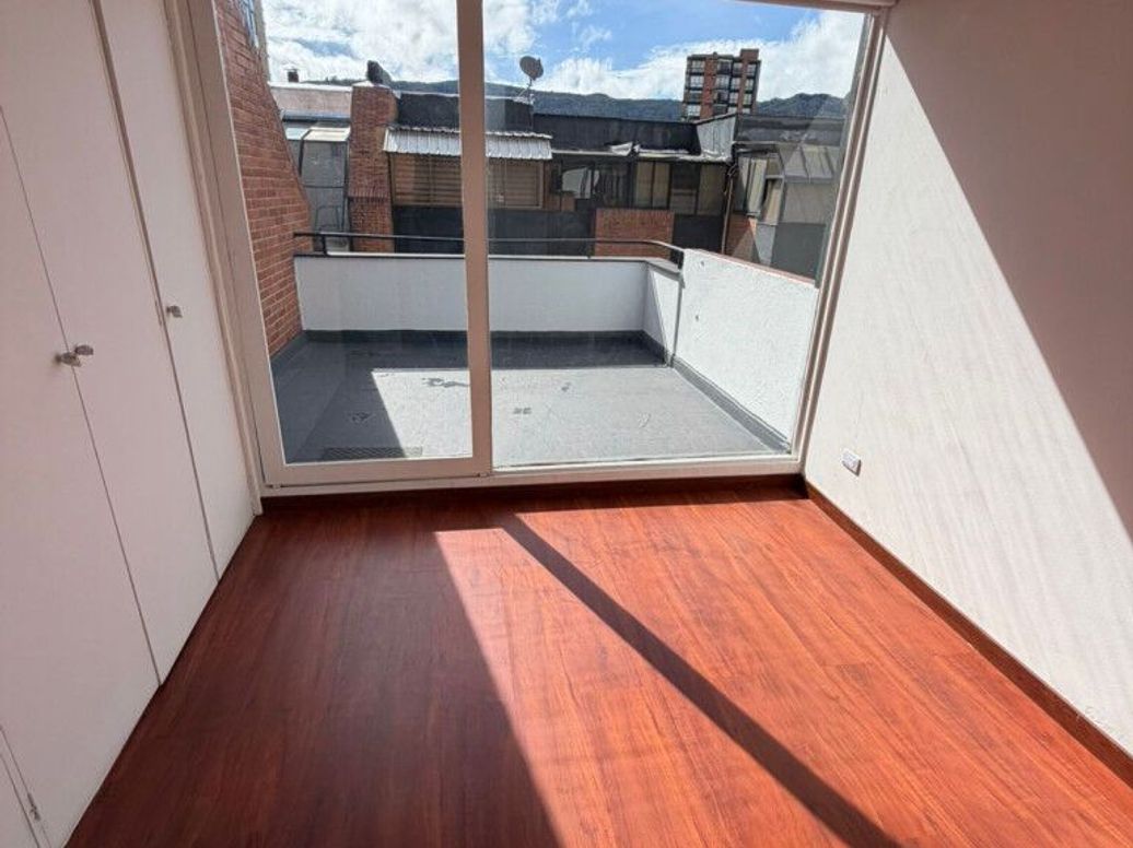Apartamento de 3 alcobas en venta en Los Cedritos, Bogotá, 155 m² · foto 18 de 20