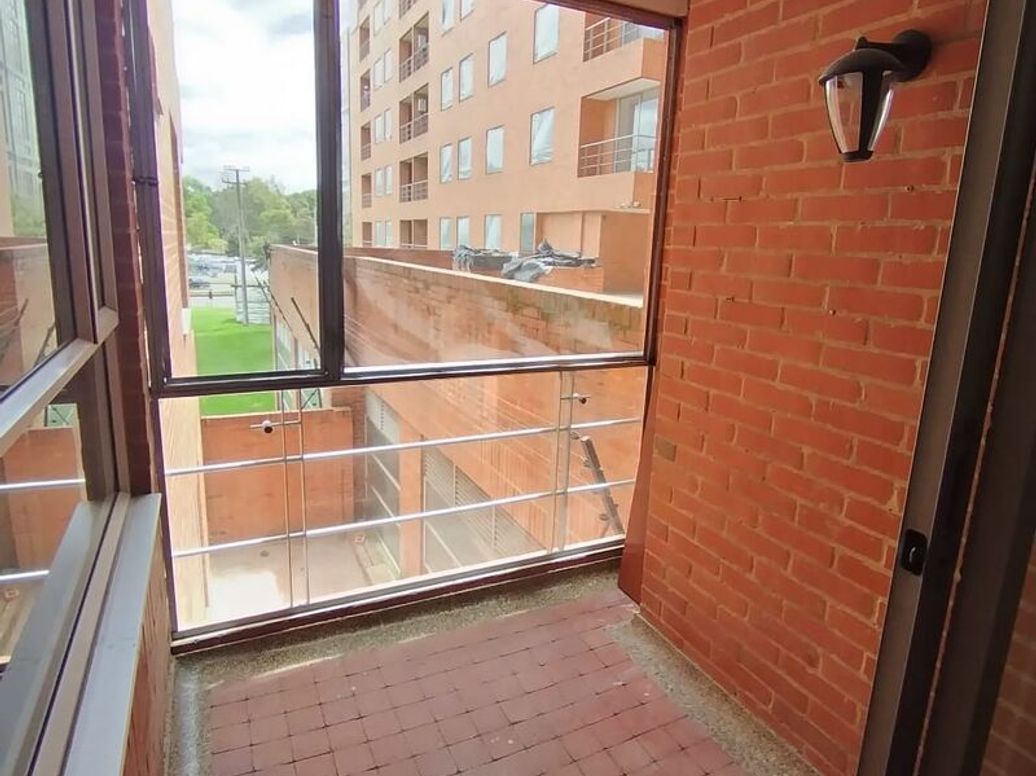 Apartamento de 3 alcobas en venta en Popular Modelo, Bogotá, 98 m² · foto 13 de 20