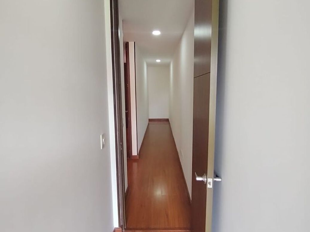 Apartamento de 3 alcobas en venta en Popular Modelo, Bogotá, 98 m² · foto 18 de 20