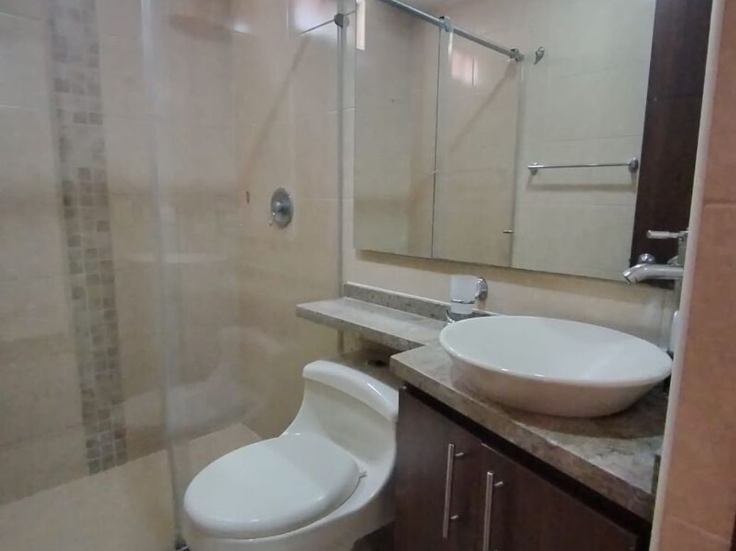Apartamento de 3 alcobas en venta en Popular Modelo, Bogotá, 98 m² · foto 12 de 20