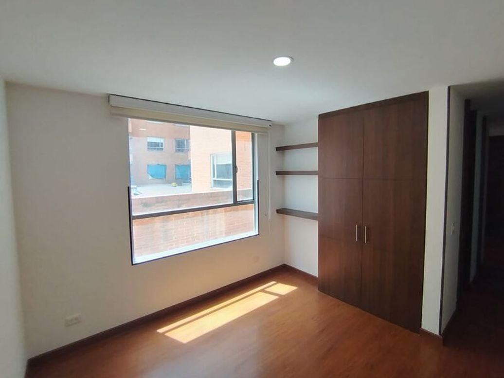 Apartamento de 3 alcobas en venta en Popular Modelo, Bogotá, 98 m² · foto 8 de 20