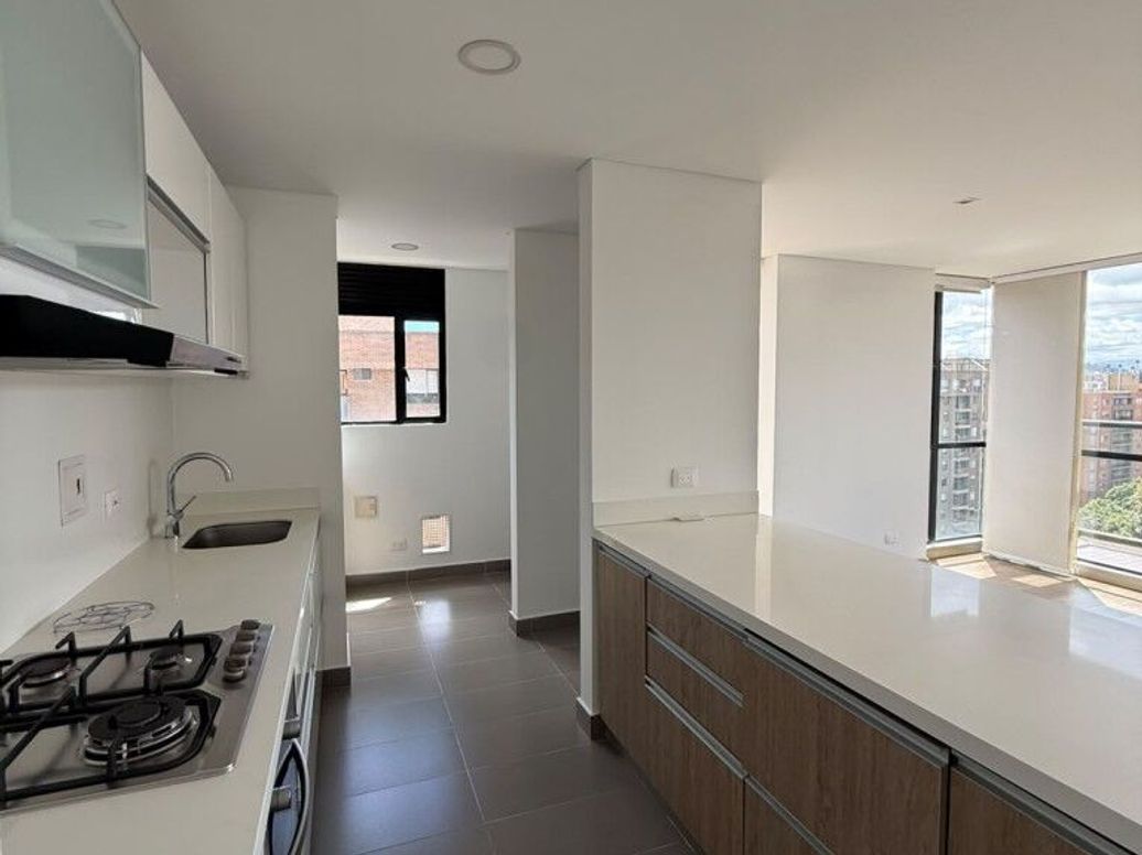 Apartamento de 3 alcobas en venta en Cantalejo, Bogotá, 96 m² · foto 6 de 20