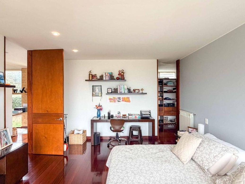 Casa de 4 alcobas en venta en La Merced Norte, Bogotá, 320 m² · foto 14 de 20