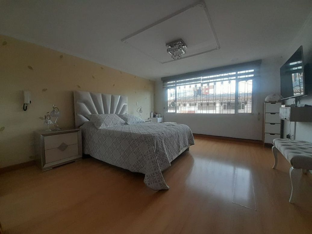 Casa de 3 alcobas en venta en Santa Cecilia, Bogotá, 163 m² · foto 9 de 20