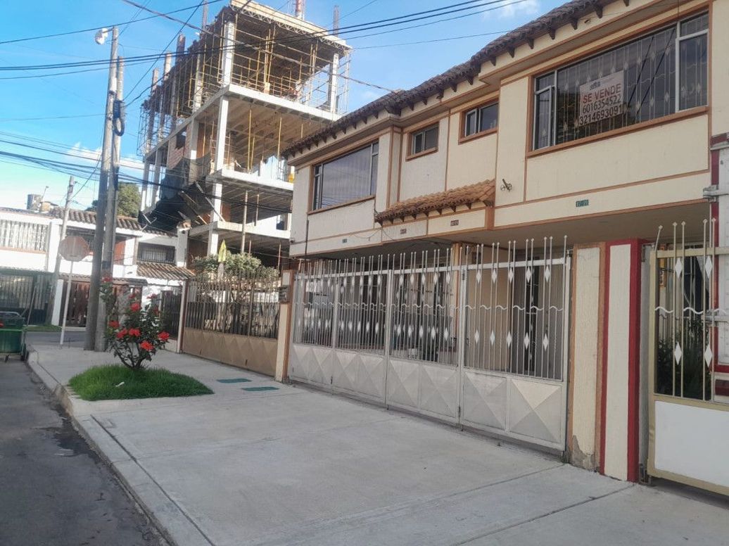 Casa de 3 alcobas en venta en Santa Cecilia, Bogotá, 163 m² · foto 19 de 20