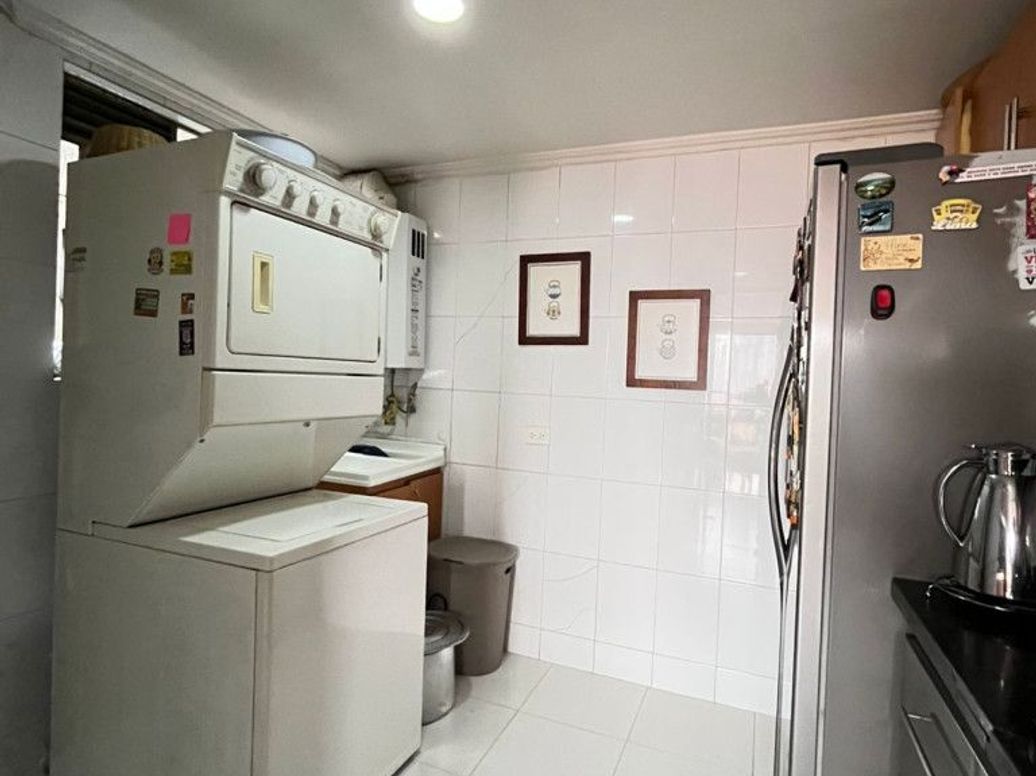 Apartamento de 4 alcobas en venta en Mónaco, Bogotá, 184 m² · foto 10 de 20