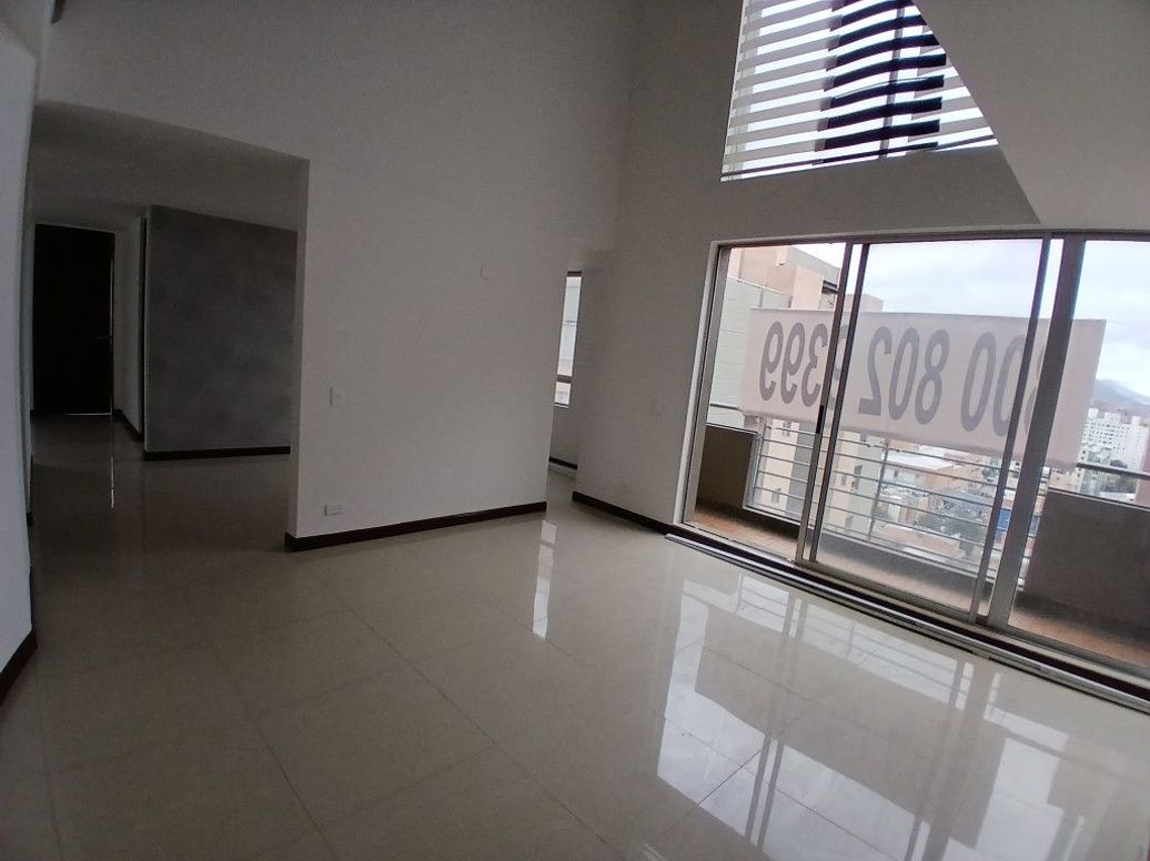 Apartamento de 3 alcobas en venta en Pradera Norte, Bogotá, 168 m² · foto 11 de 20