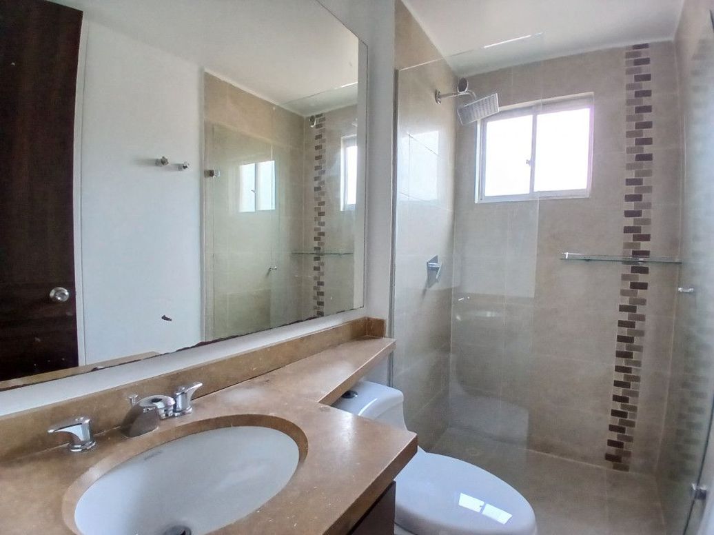 Apartamento de 3 alcobas en venta en Pradera Norte, Bogotá, 168 m² · foto 19 de 20