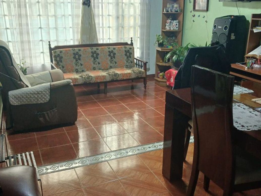 Casa de 5 alcobas en venta en Carimagua I Sector, Bogotá, 217 m² · foto 4 de 16
