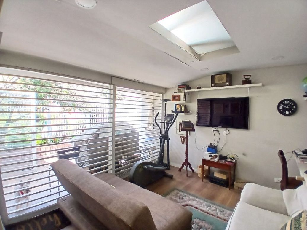 Casa de 3 alcobas en venta en Ub. Cordoba Niza, Bogotá, 228 m² · foto 9 de 19