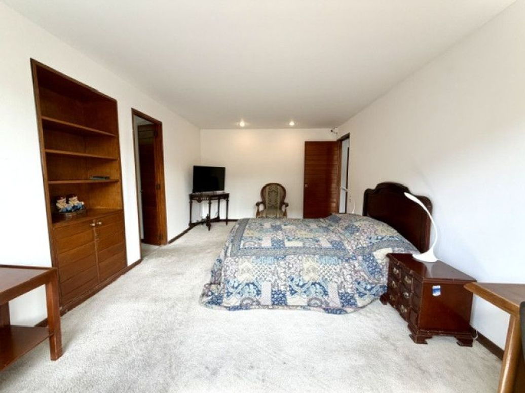 Apartamento de 3 alcobas en venta en La Carolina, Bogotá, 152 m² · foto 19 de 20
