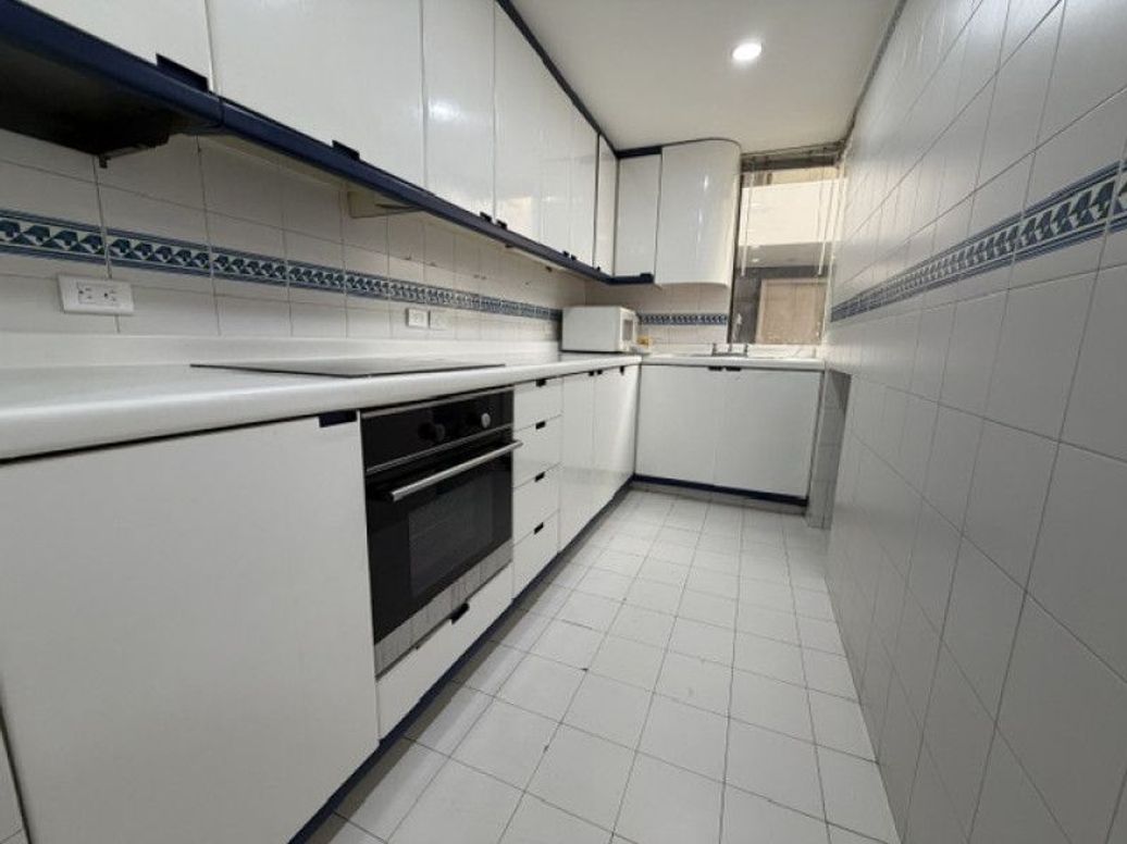 Apartamento de 3 alcobas en venta en La Carolina, Bogotá, 152 m² · foto 10 de 20