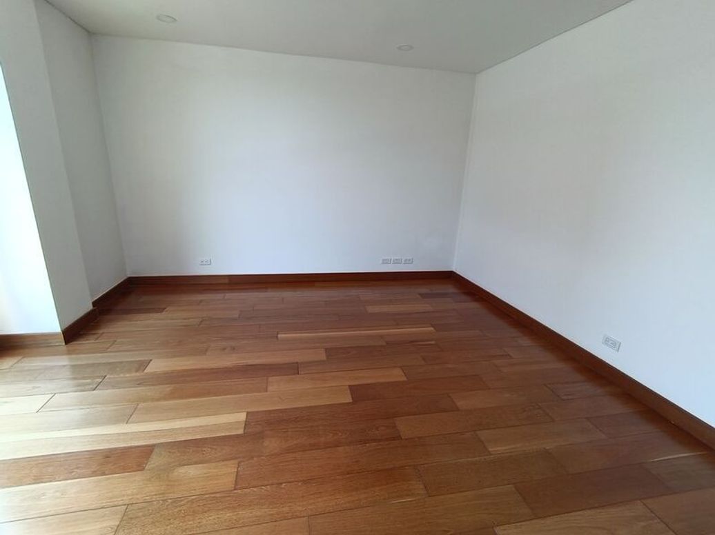 Apartamento de 3 alcobas en venta en Chico, Bogotá, 155 m² · foto 20 de 20