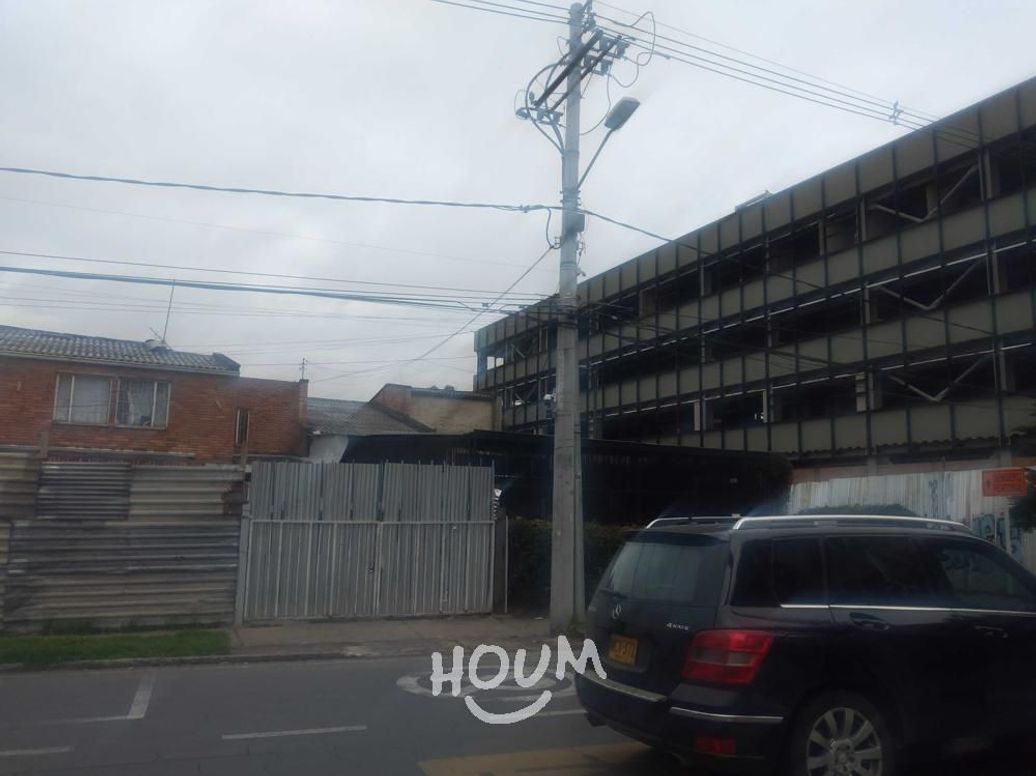 Casa de 4 alcobas en venta en Modelia, Bogotá, 262 m² · foto 4 de 20