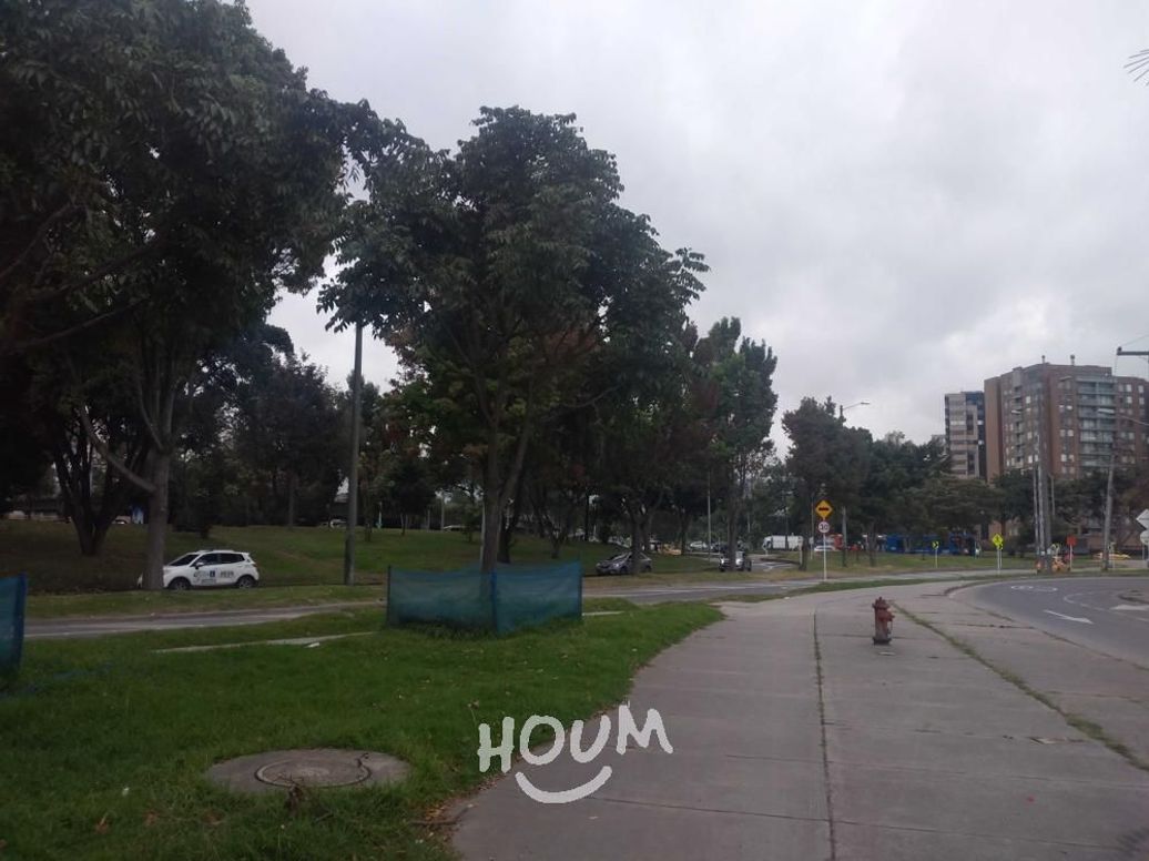 Casa de 4 alcobas en venta en Modelia, Bogotá, 262 m² · foto 3 de 20
