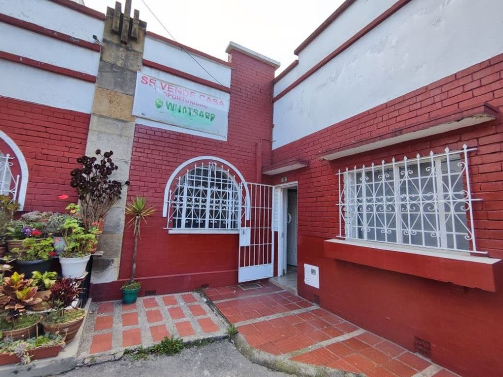 Casa de 6 alcobas en venta en Quesada, Bogotá · foto 7 de 19